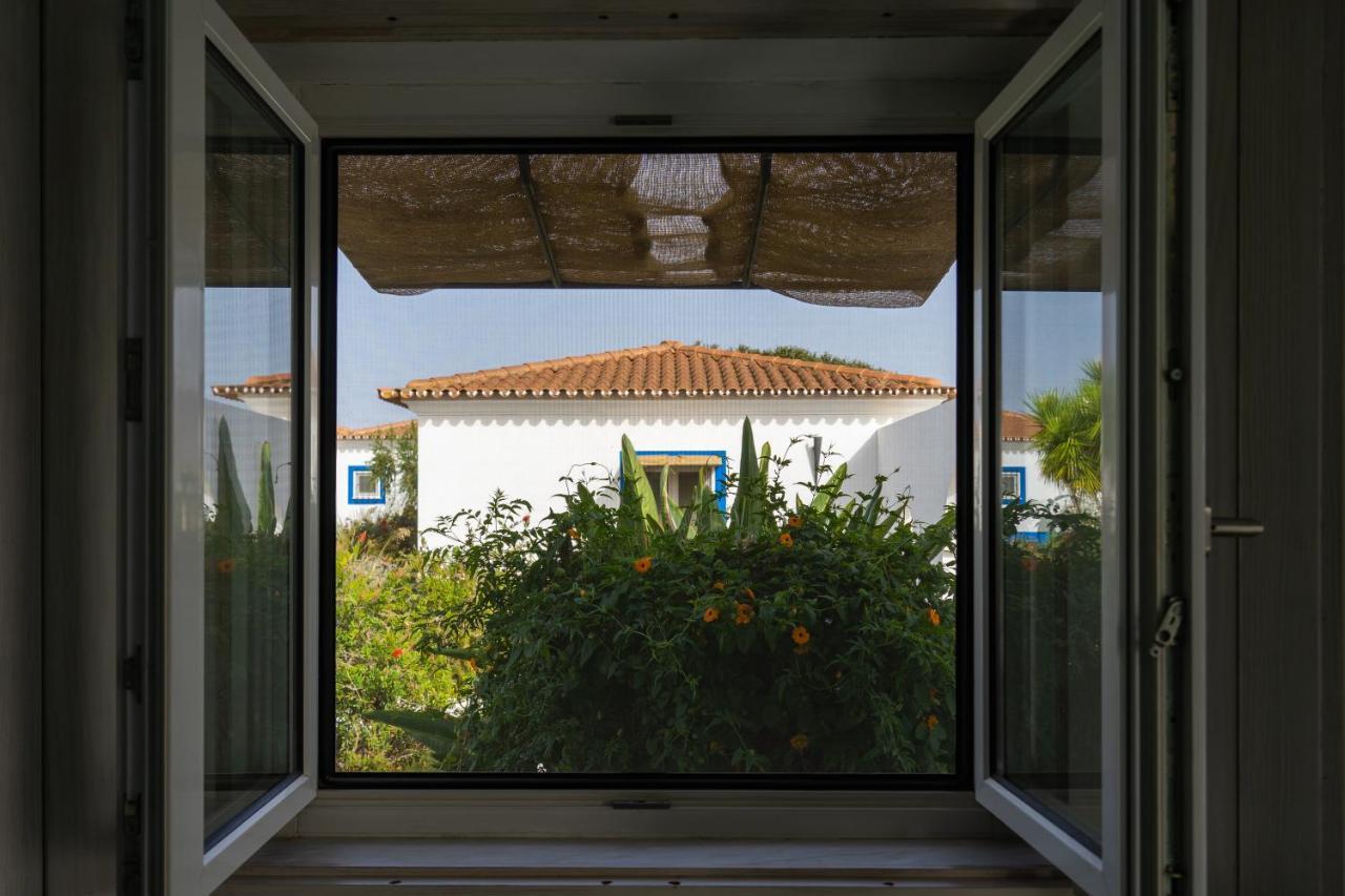 Change The World - Herdade Monte Do Peral Montes Juntos Exterior photo