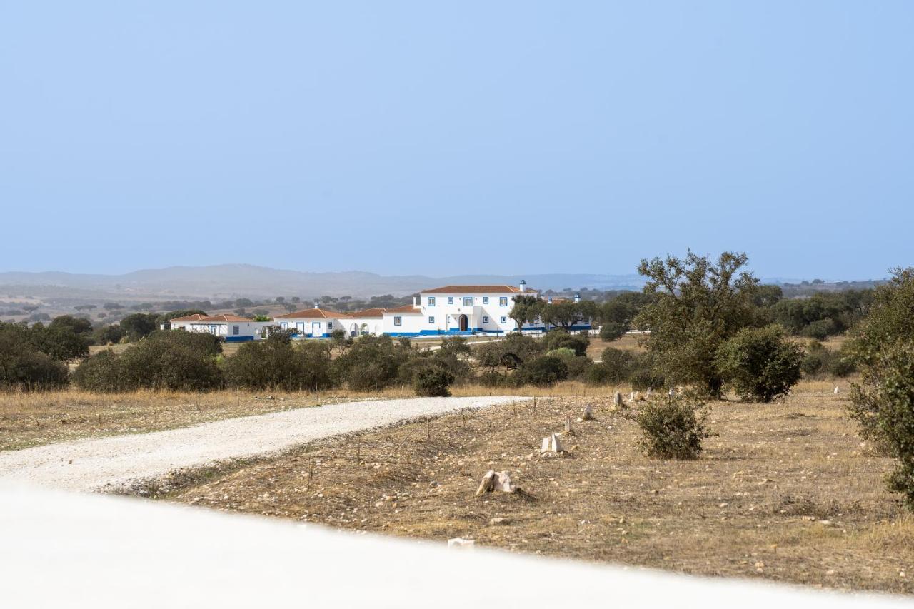 Change The World - Herdade Monte Do Peral Montes Juntos Exterior photo